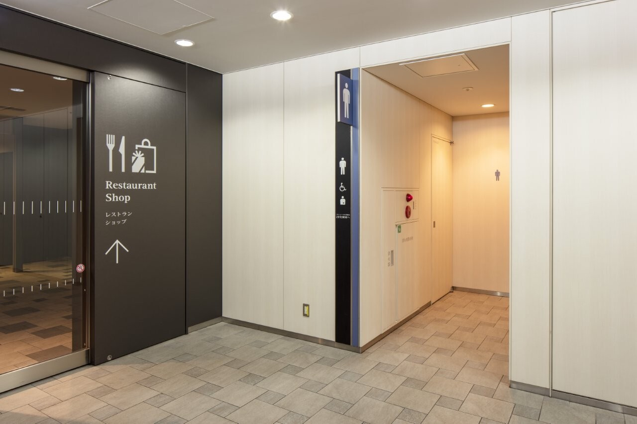 共用部 男性トイレ